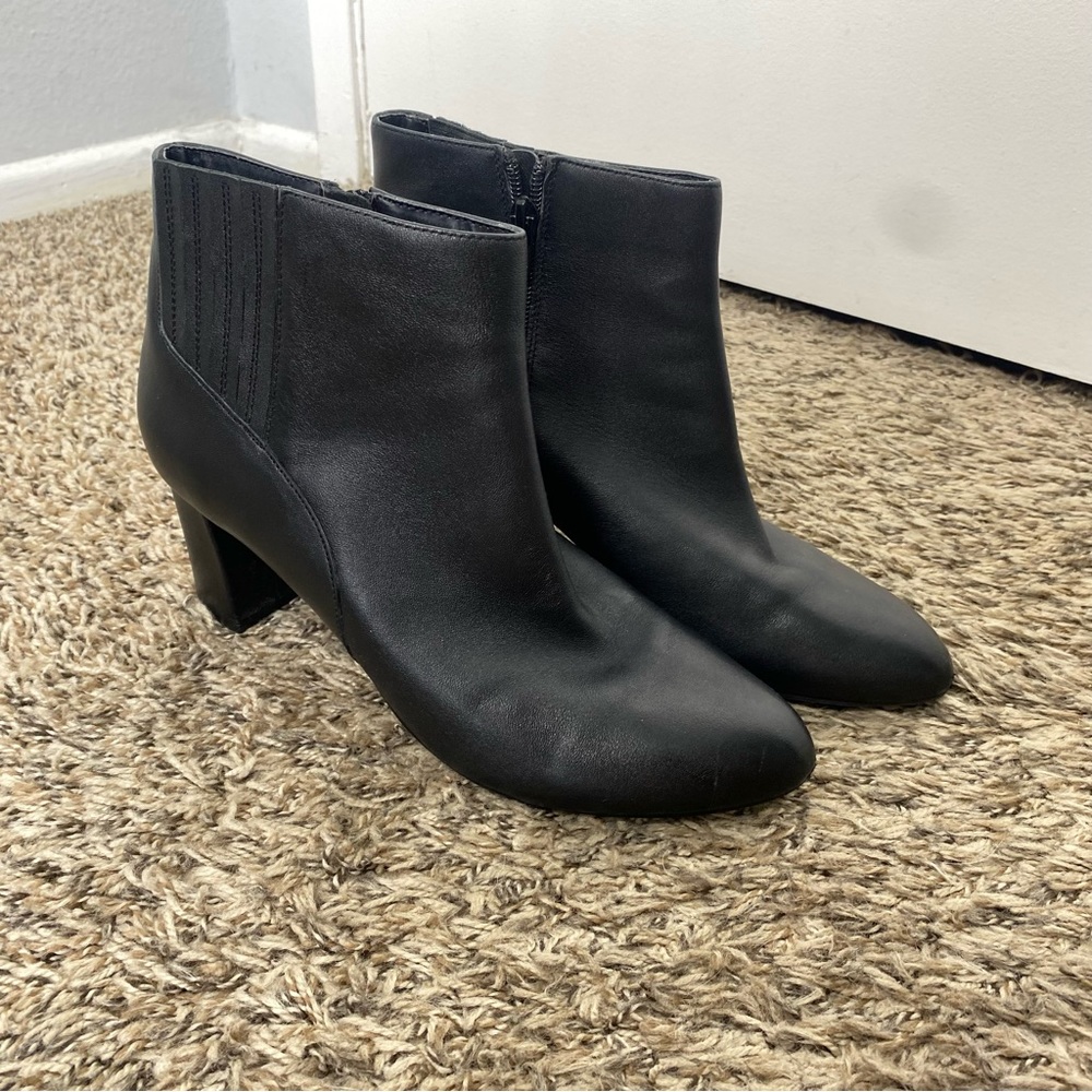Women’s black booties size 9